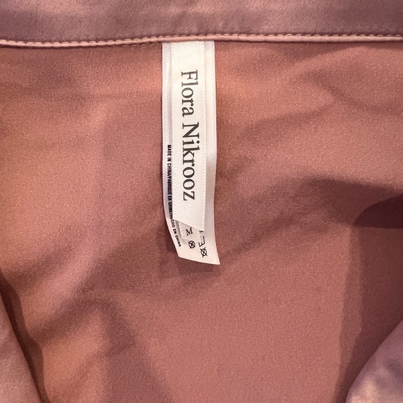 Revolve Satin PJ set - Picture 3 of 4